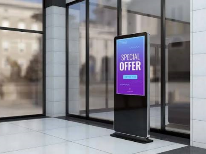 Aarte vun Digital Signage: E komplette Guide fir de richtege Display fir Äert Geschäft ze wielen